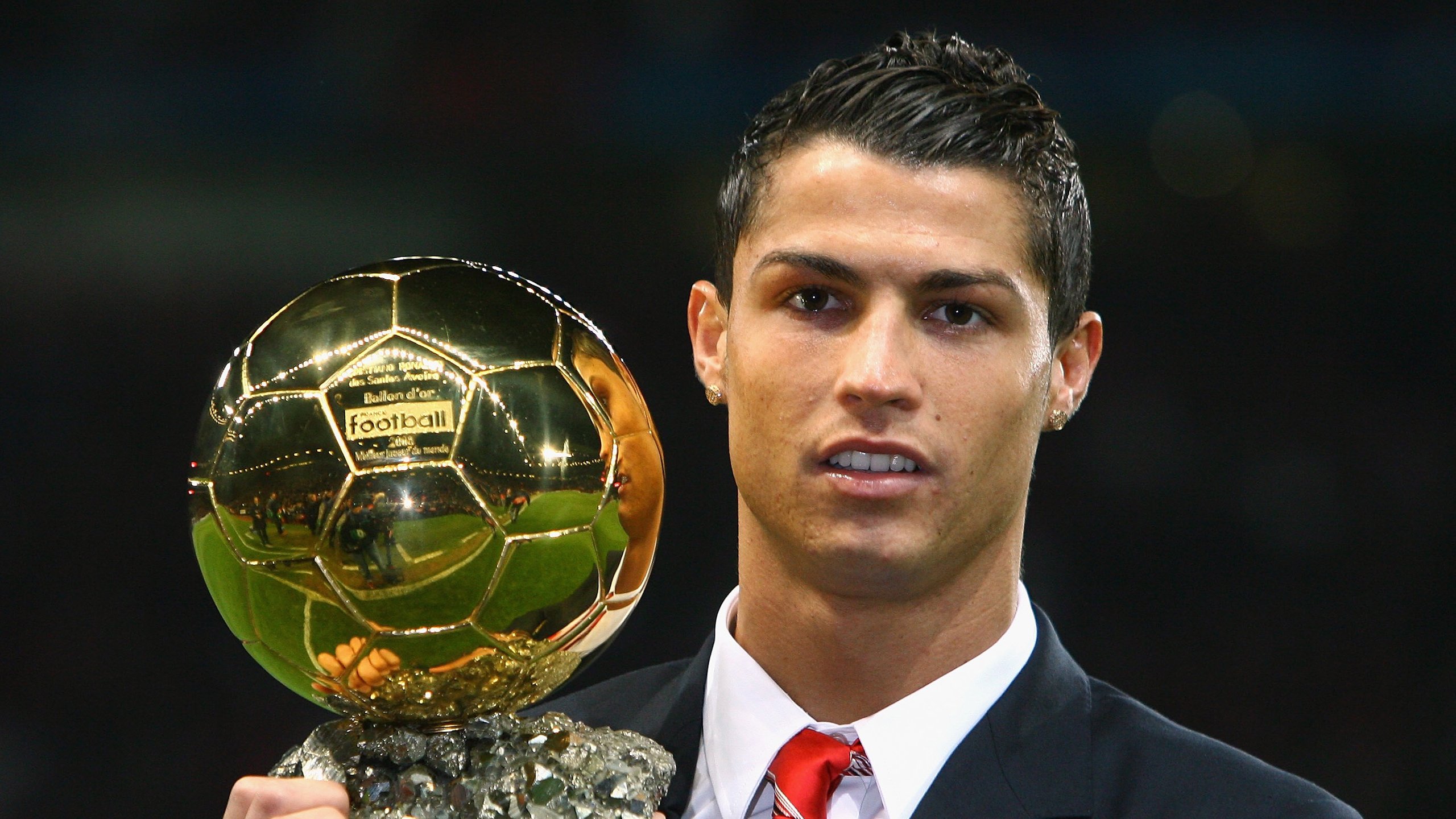 “球迷专属：你支持的球队最精彩瞬间投票”，球迷群体